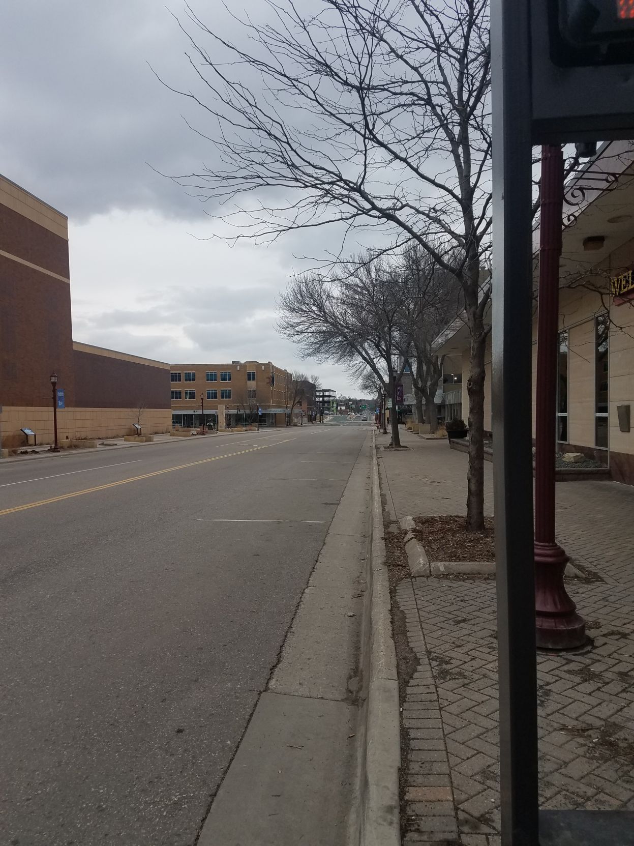 empty street 1.jpg